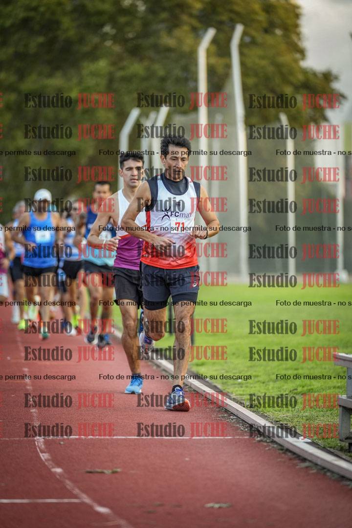 Fotos de los 3000 m llanos de varones