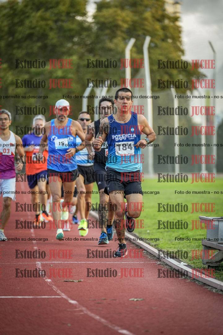 Fotos de los 3000 m llanos de varones