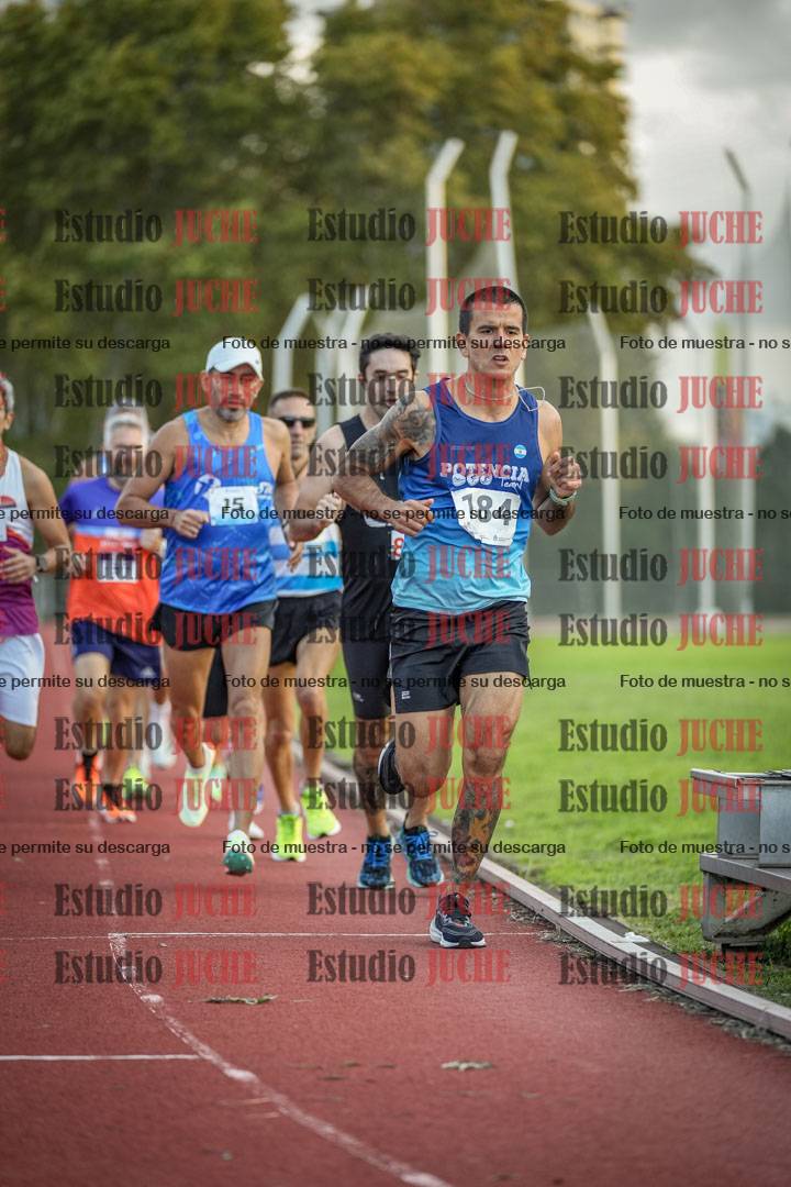 Fotos de los 3000 m llanos de varones