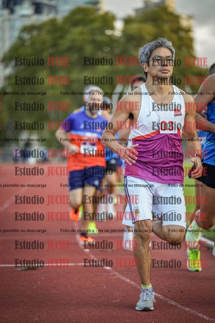 Fotos de los 3000 m llanos de varones