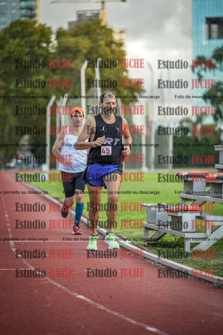Fotos de los 3000 m llanos de varones