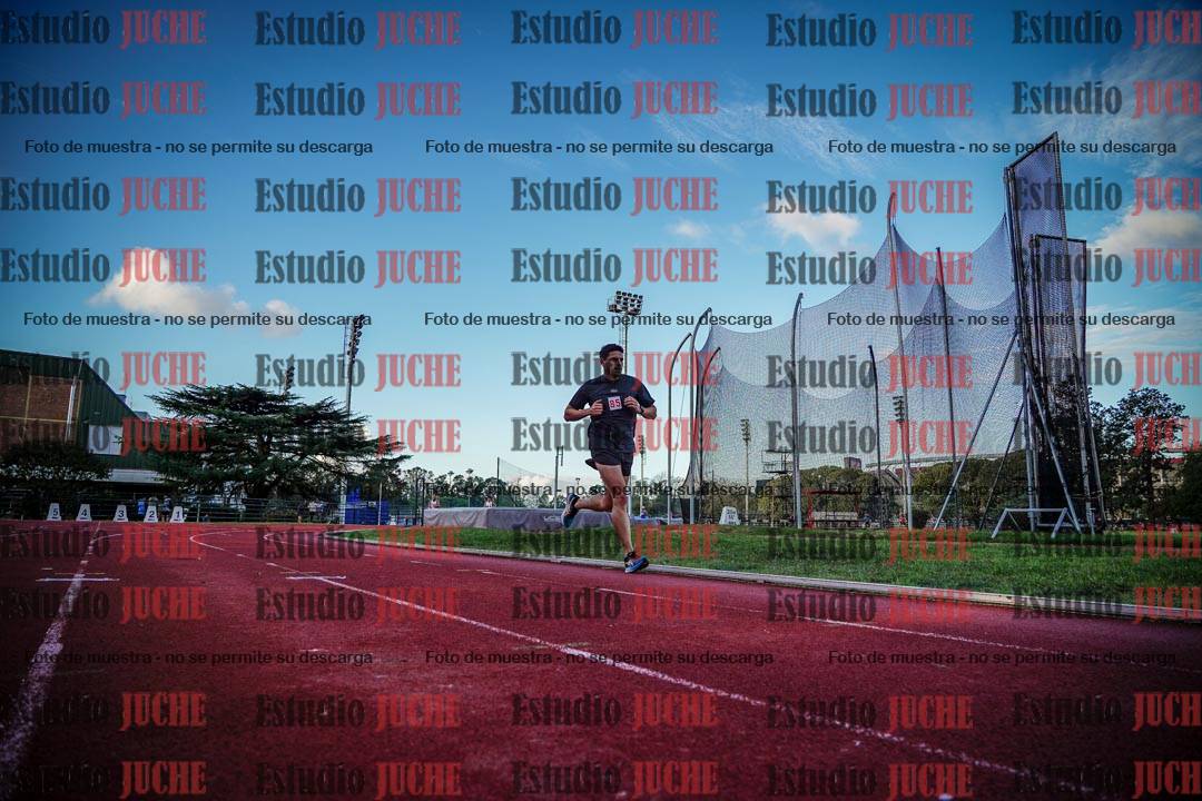 Fotos de los 3000 m llanos de varones