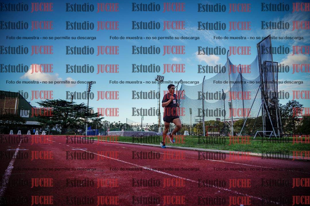 Fotos de los 3000 m llanos de varones