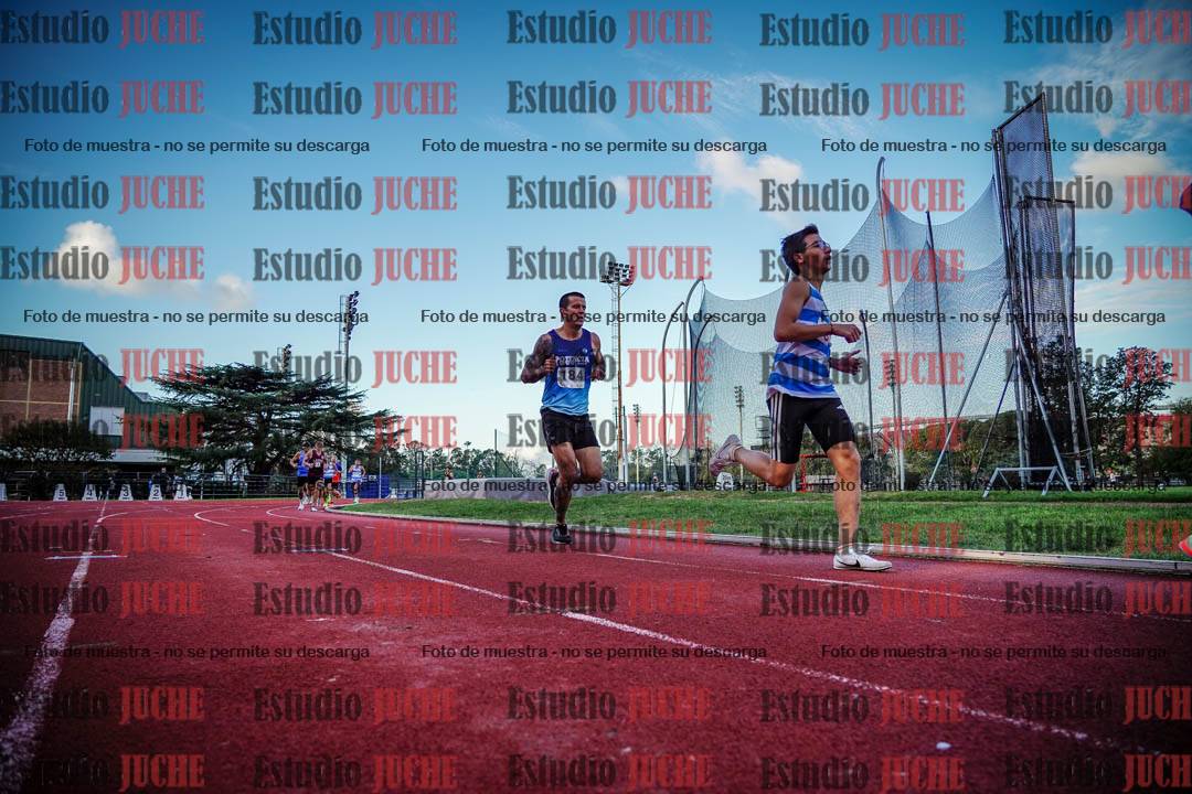 Fotos de los 3000 m llanos de varones