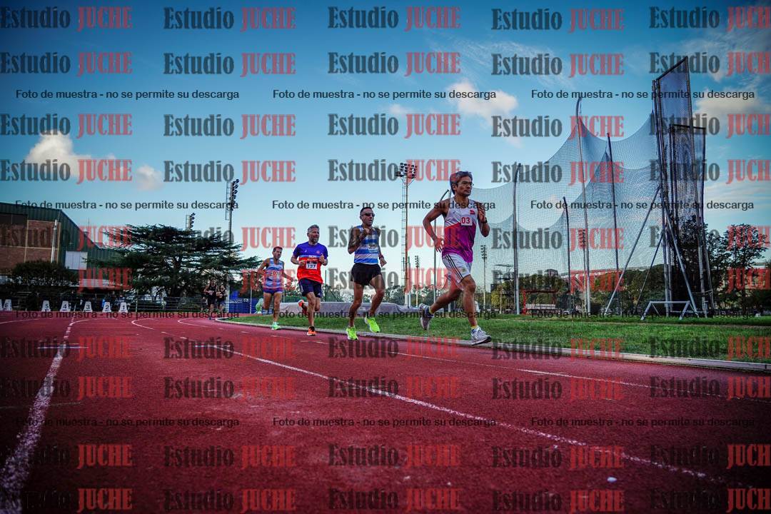 Fotos de los 3000 m llanos de varones