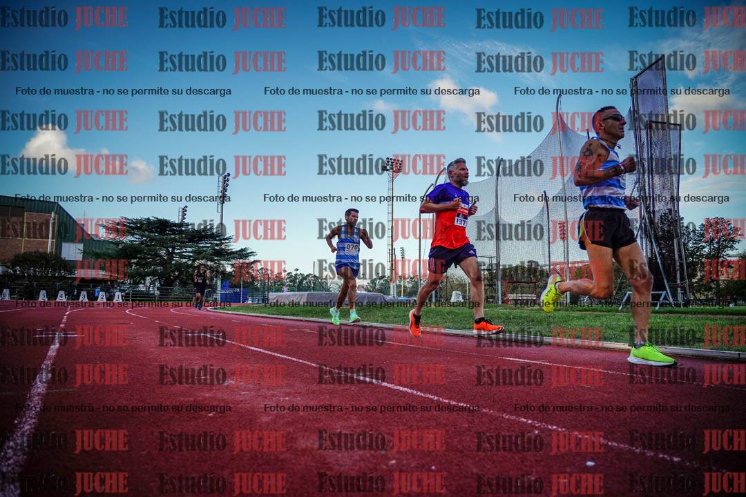 Fotos de los 3000 m llanos de varones