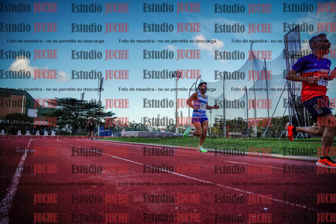 Fotos de los 3000 m llanos de varones