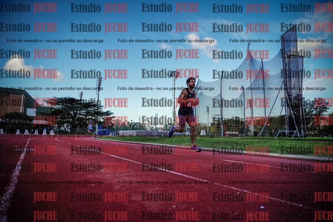 Fotos de los 3000 m llanos de varones
