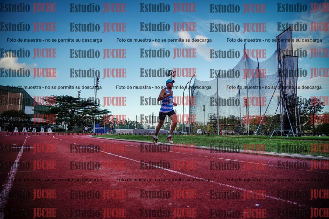 Fotos de los 3000 m llanos de varones