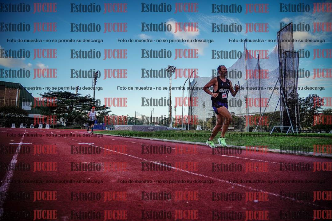 Fotos de los 3000 m llanos de varones
