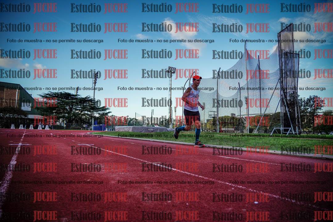 Fotos de los 3000 m llanos de varones