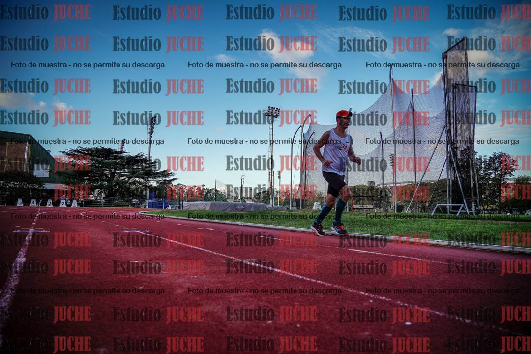 Fotos de los 3000 m llanos de varones