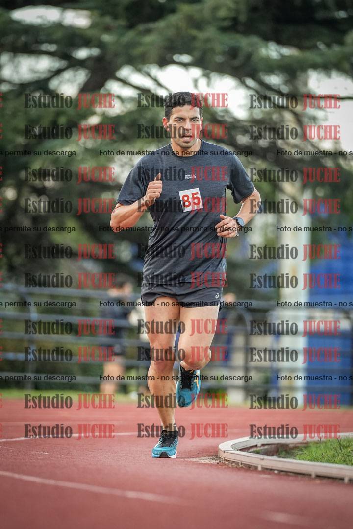 Fotos de los 3000 m llanos de varones