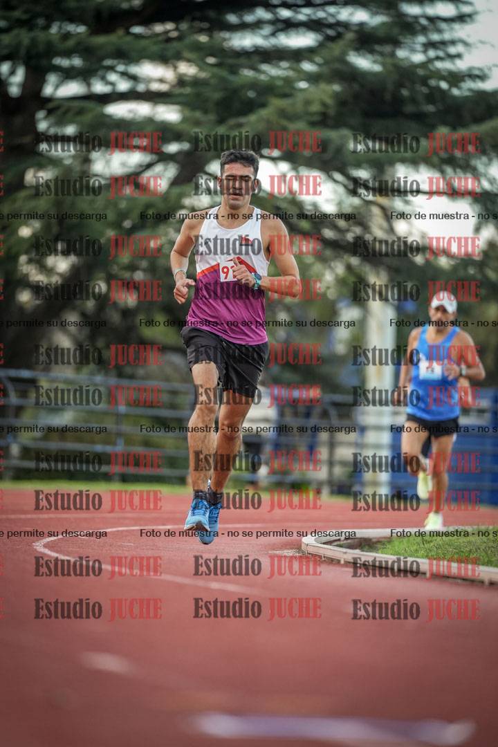 Fotos de los 3000 m llanos de varones