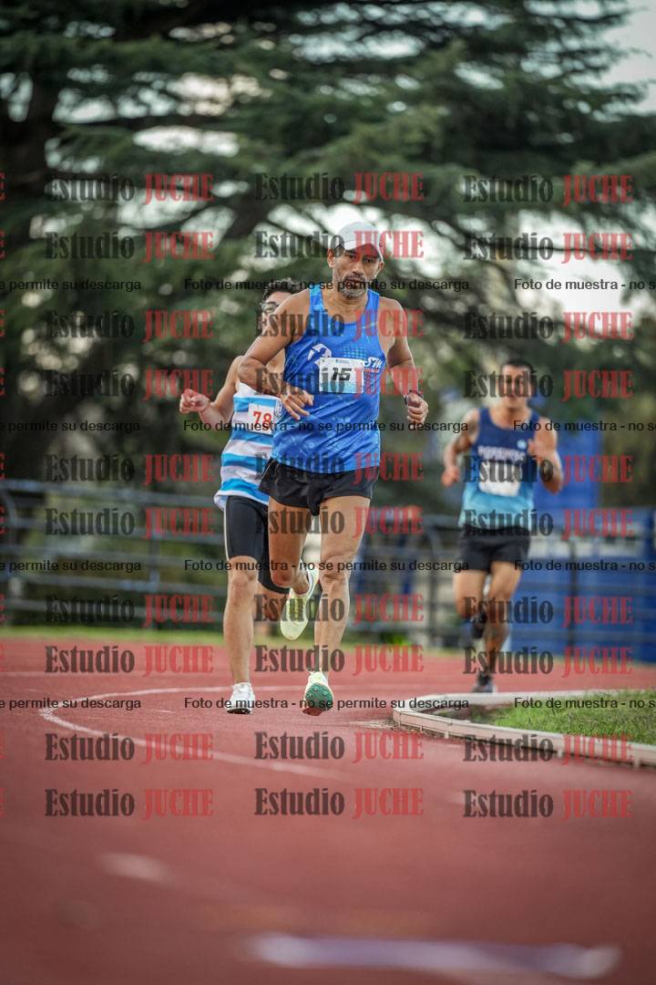 Fotos de los 3000 m llanos de varones