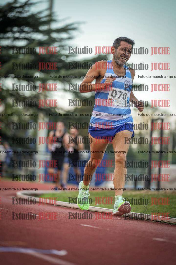 Fotos de los 3000 m llanos de varones
