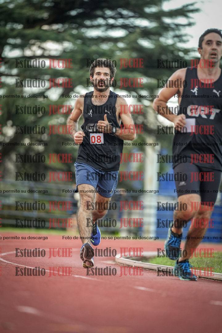 Fotos de los 3000 m llanos de varones