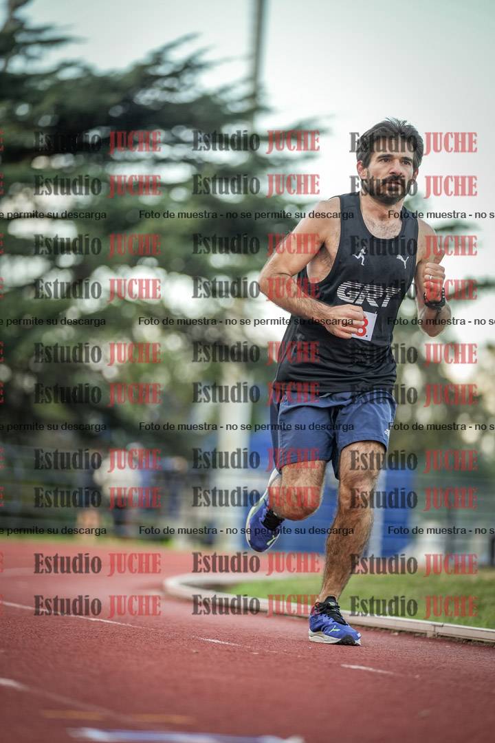 Fotos de los 3000 m llanos de varones