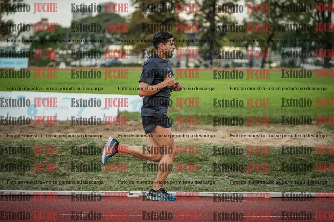 Fotos de los 3000 m llanos de varones