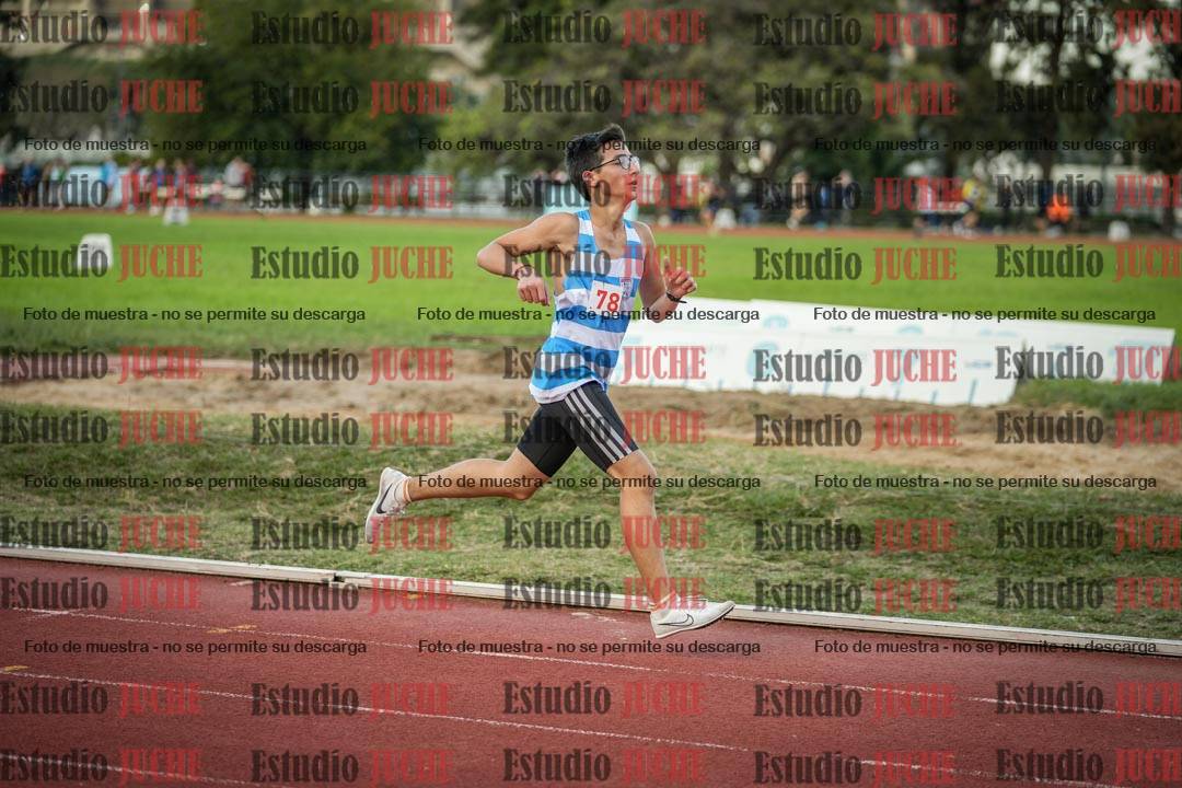 Fotos de los 3000 m llanos de varones