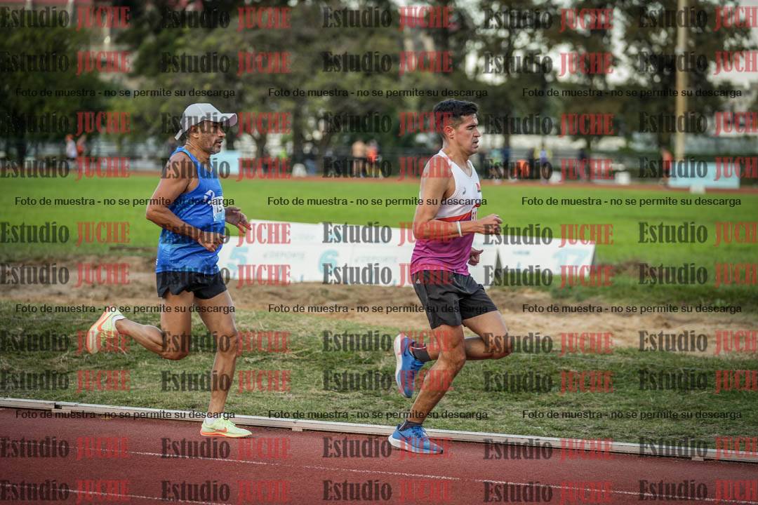 Fotos de los 3000 m llanos de varones