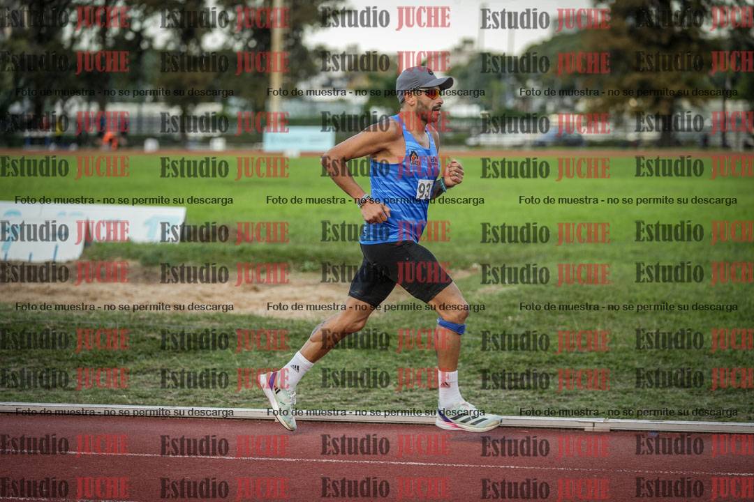 Fotos de los 3000 m llanos de varones
