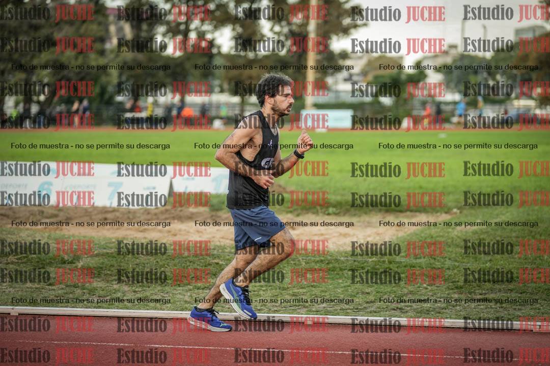 Fotos de los 3000 m llanos de varones