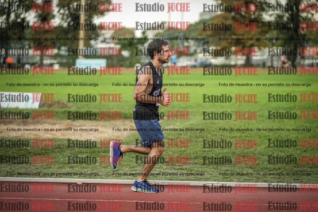Fotos de los 3000 m llanos de varones