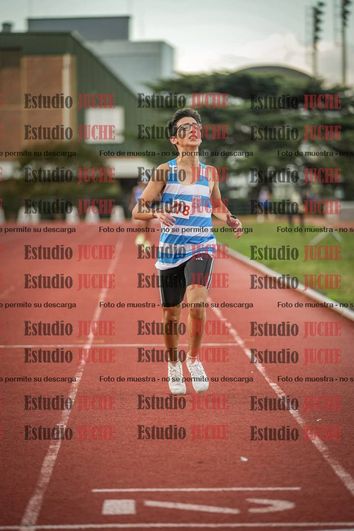 Fotos de los 3000 m llanos de varones