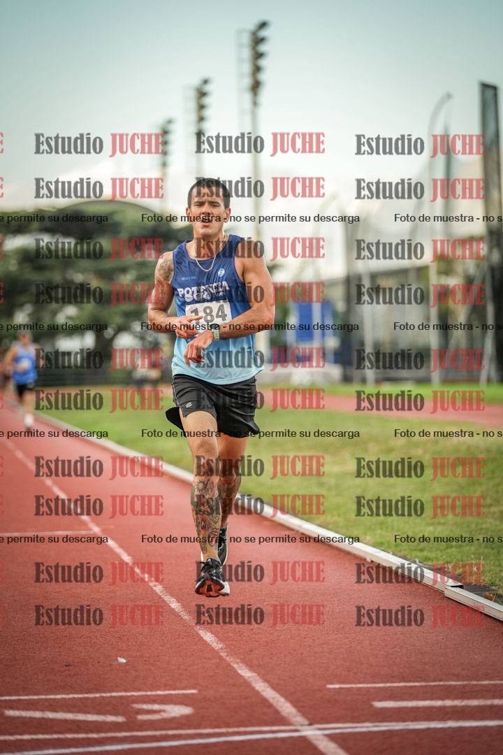 Fotos de los 3000 m llanos de varones