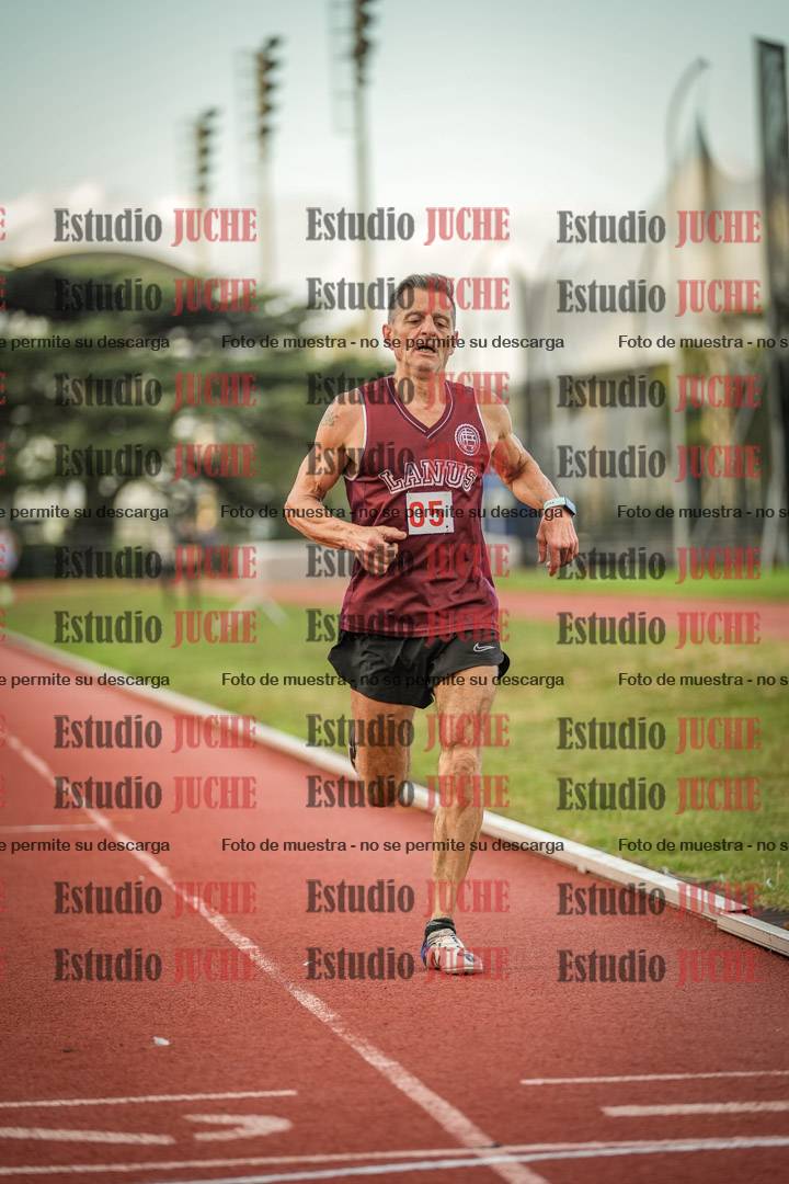 Fotos de los 3000 m llanos de varones
