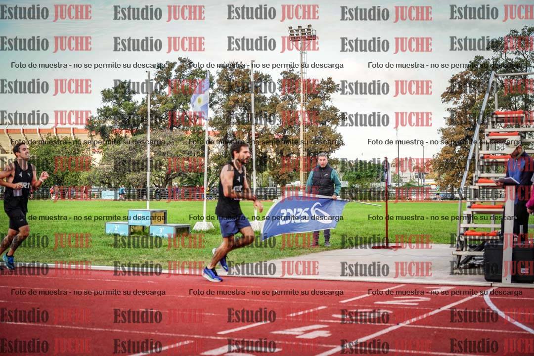 Fotos de los 3000 m llanos de varones