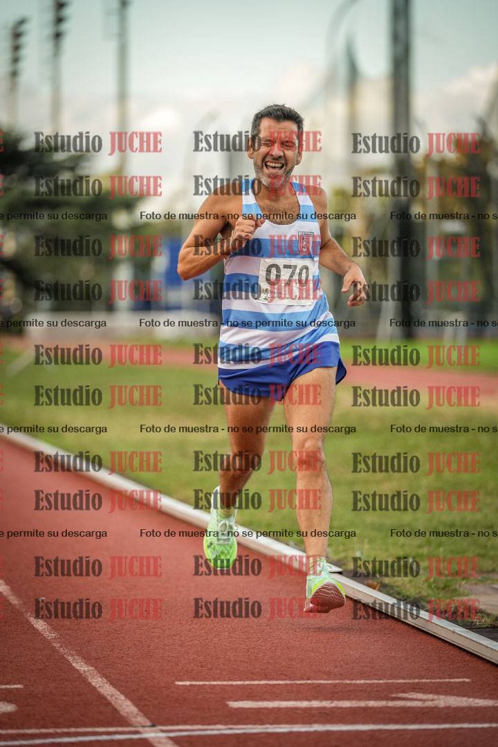 Fotos de los 3000 m llanos de varones
