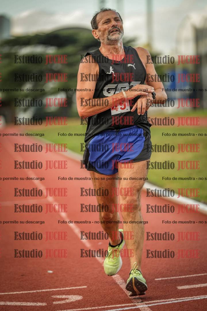 Fotos de los 3000 m llanos de varones