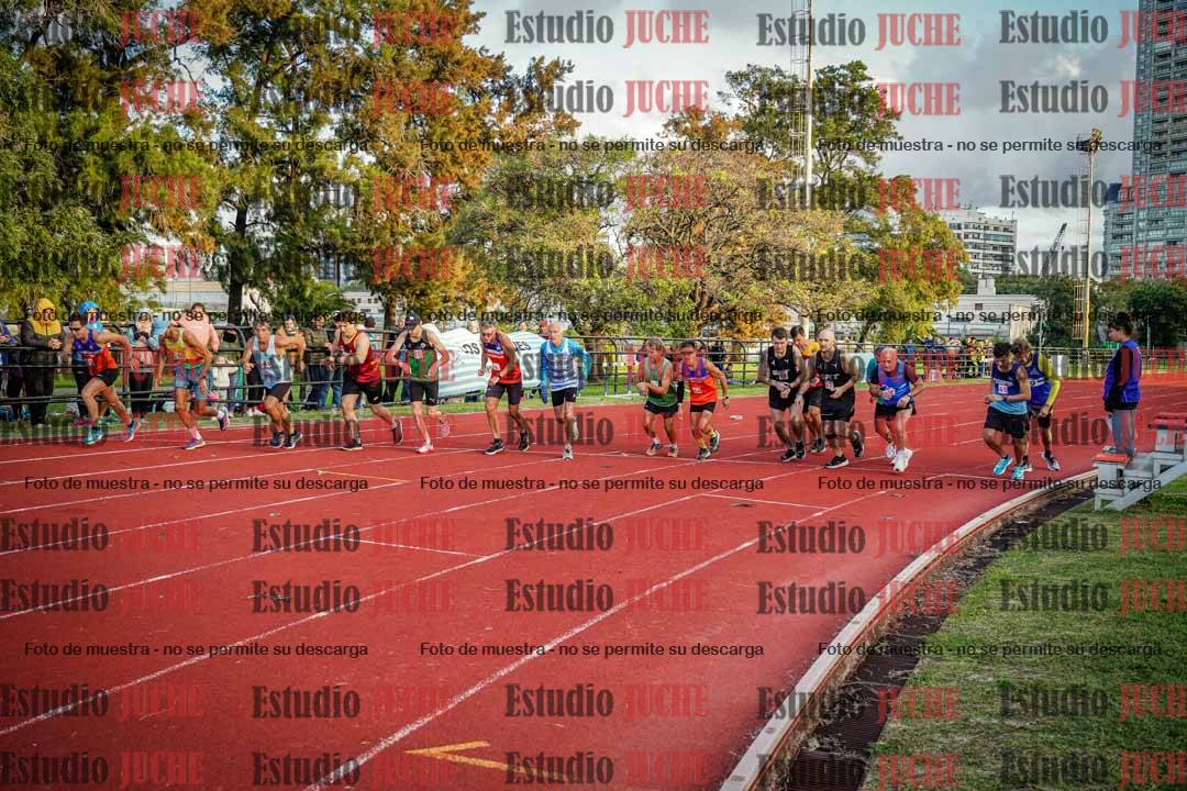 Fotos de los 3000 m llanos de varones