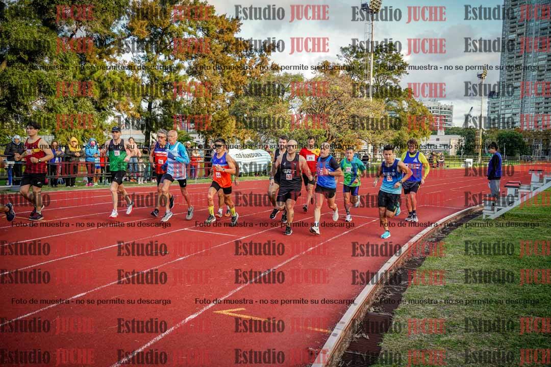 Fotos de los 3000 m llanos de varones