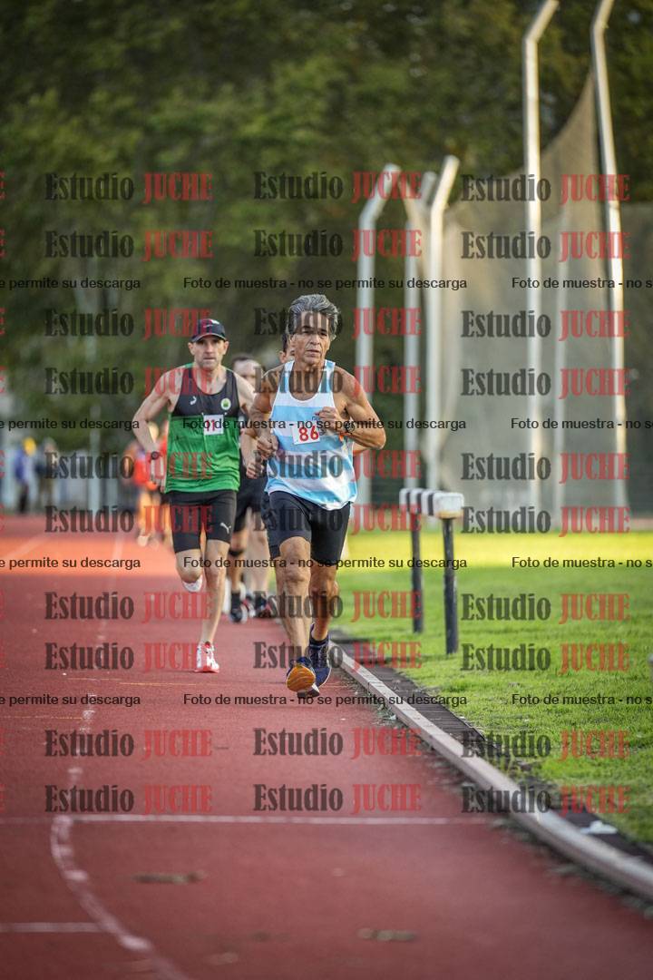 Fotos de los 3000 m llanos de varones