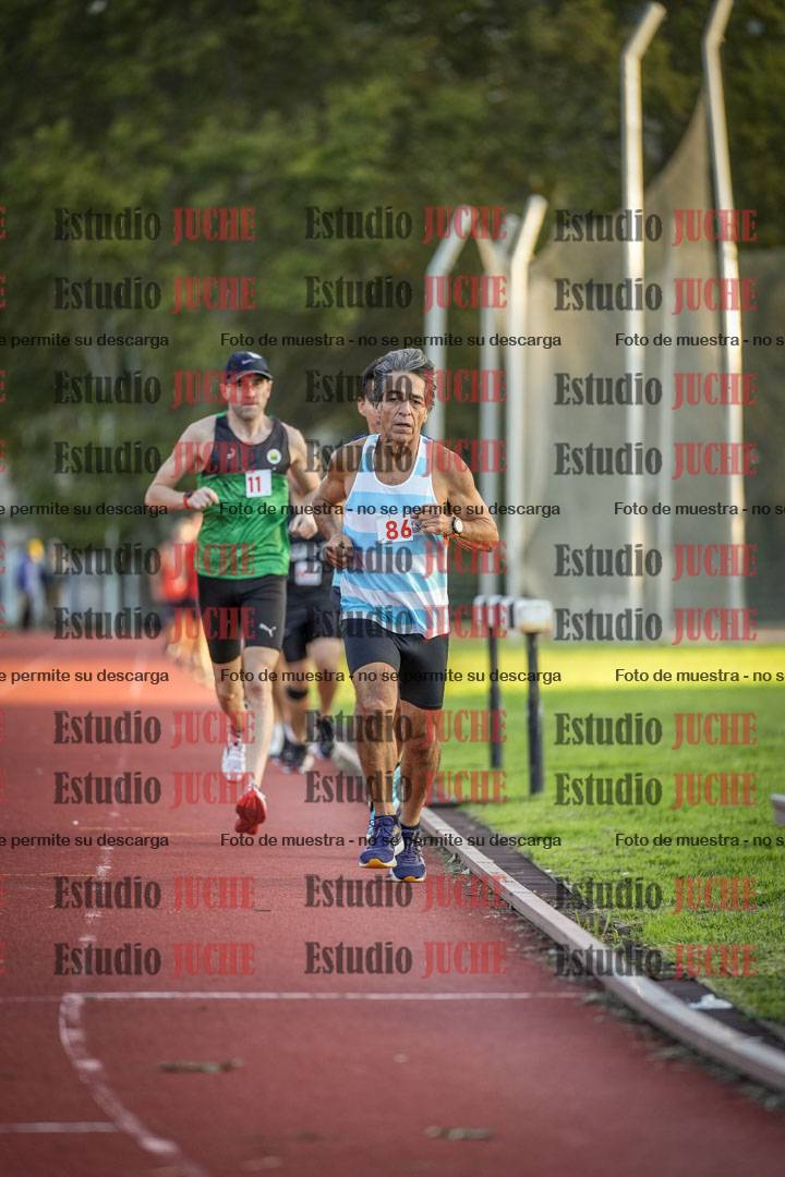 Fotos de los 3000 m llanos de varones