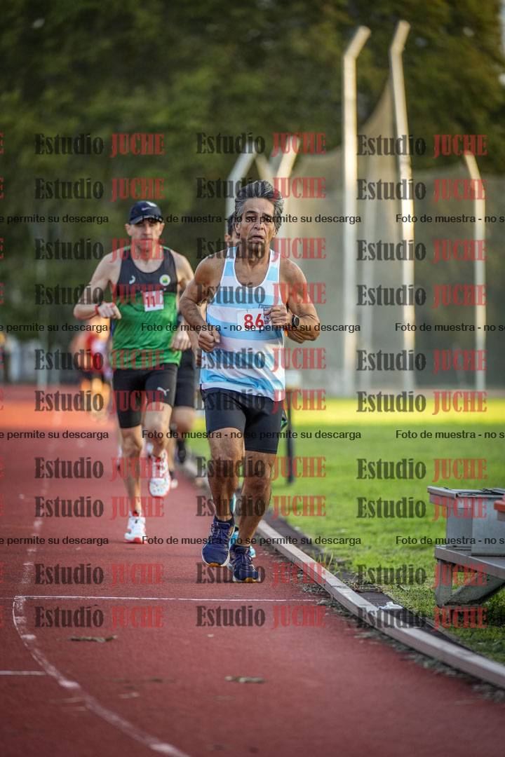 Fotos de los 3000 m llanos de varones