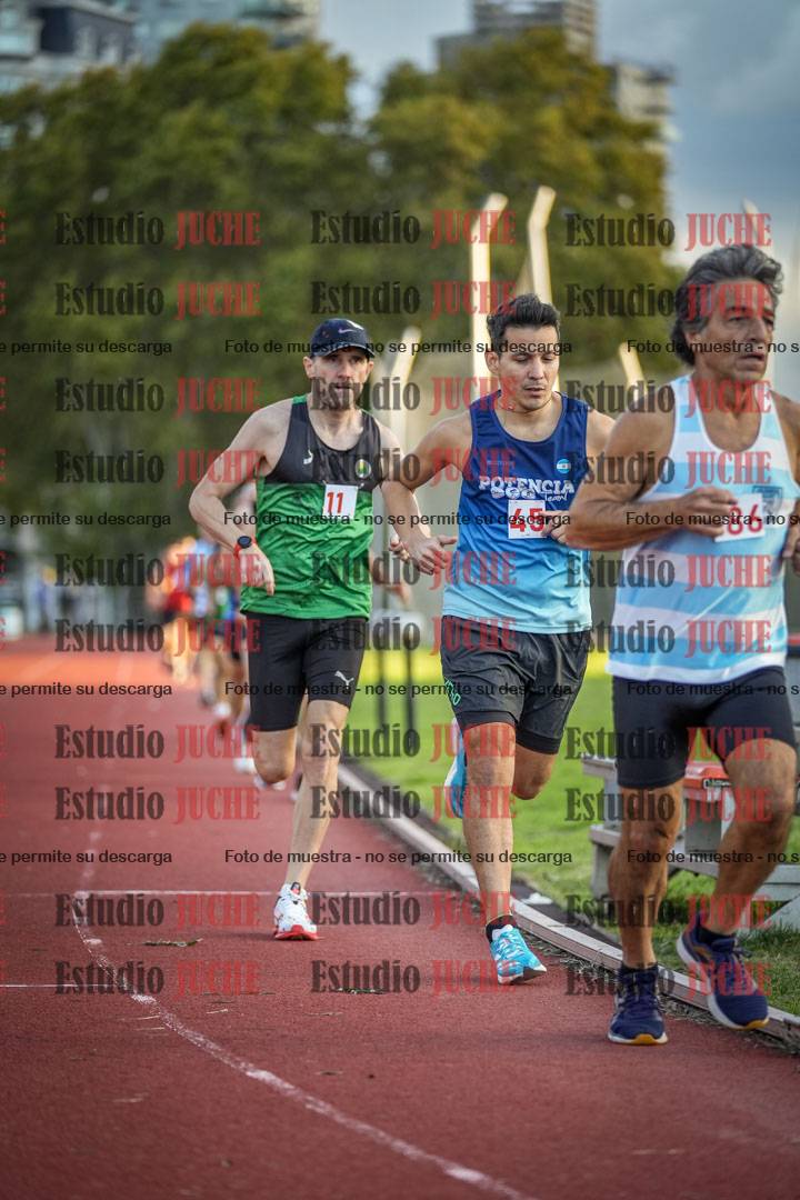 Fotos de los 3000 m llanos de varones