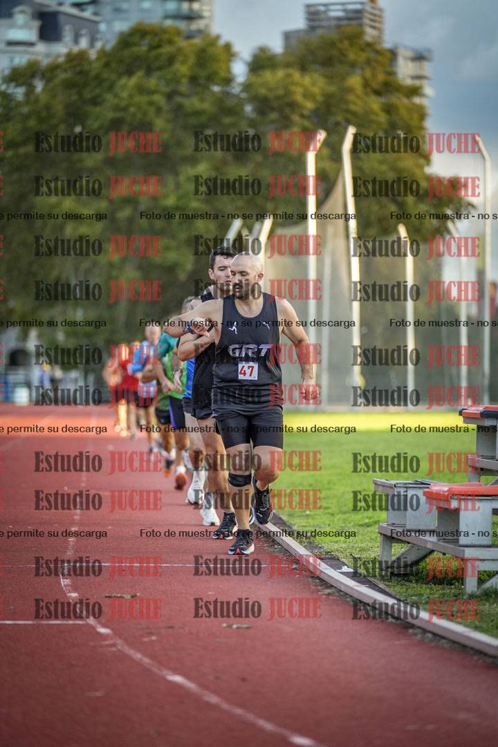 Fotos de los 3000 m llanos de varones