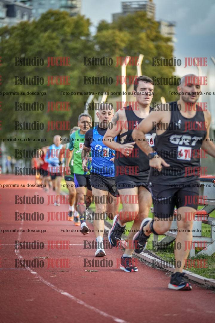 Fotos de los 3000 m llanos de varones