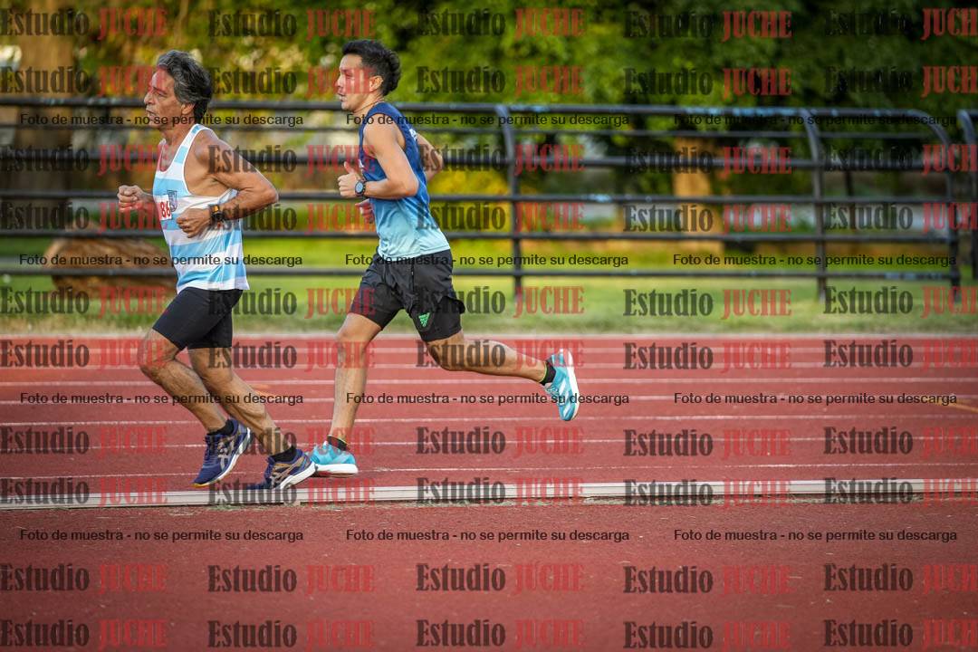 Fotos de los 3000 m llanos de varones