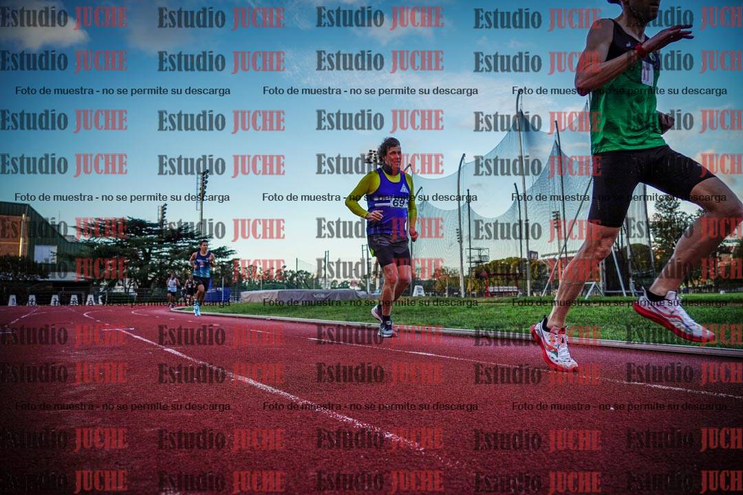 Fotos de los 3000 m llanos de varones