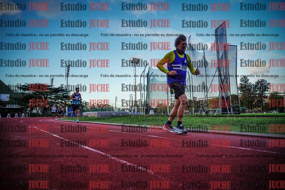 Fotos de los 3000 m llanos de varones
