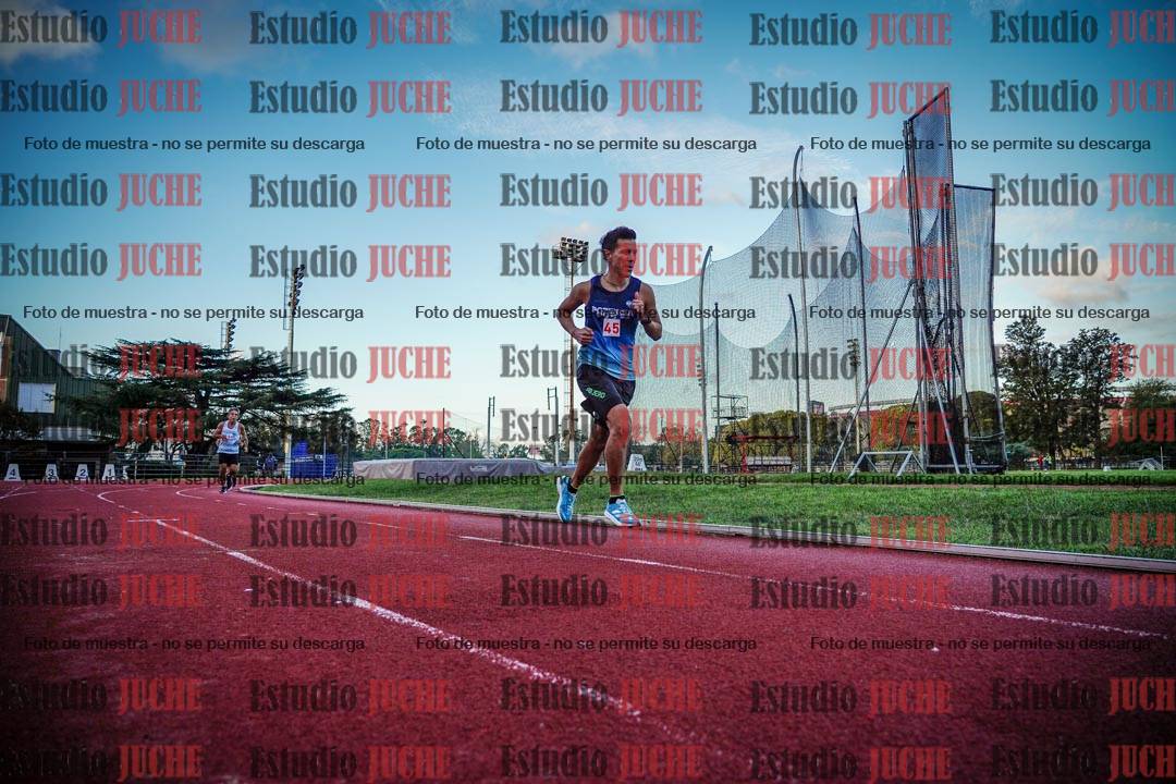 Fotos de los 3000 m llanos de varones