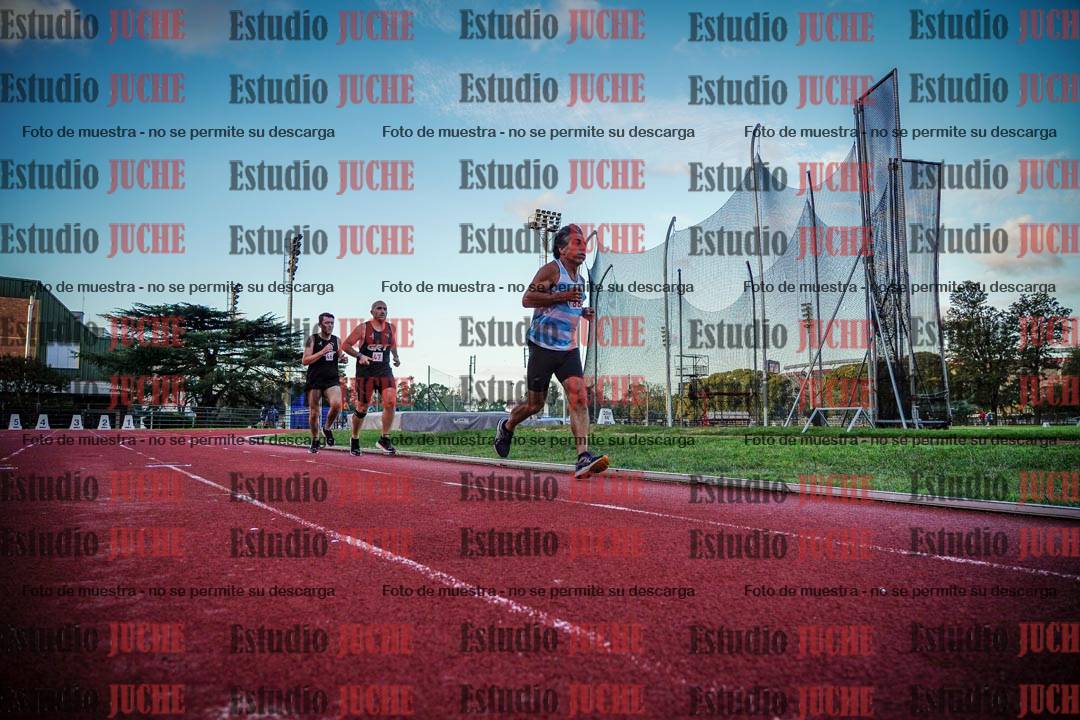 Fotos de los 3000 m llanos de varones