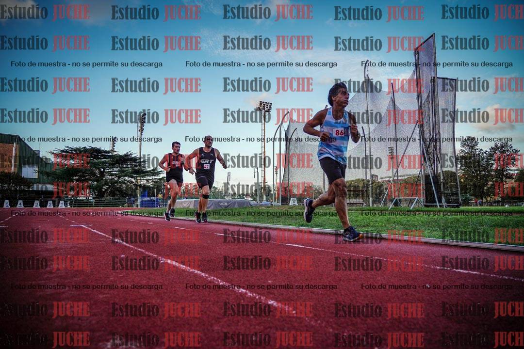 Fotos de los 3000 m llanos de varones