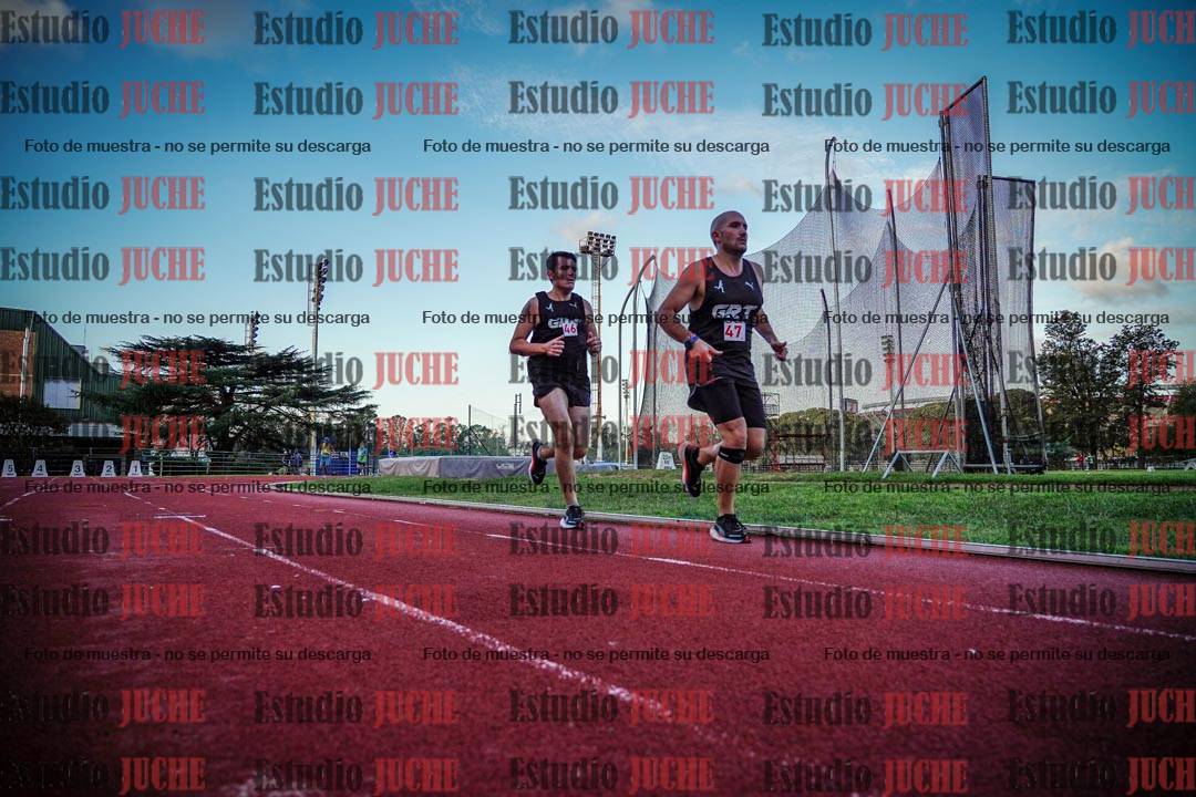 Fotos de los 3000 m llanos de varones