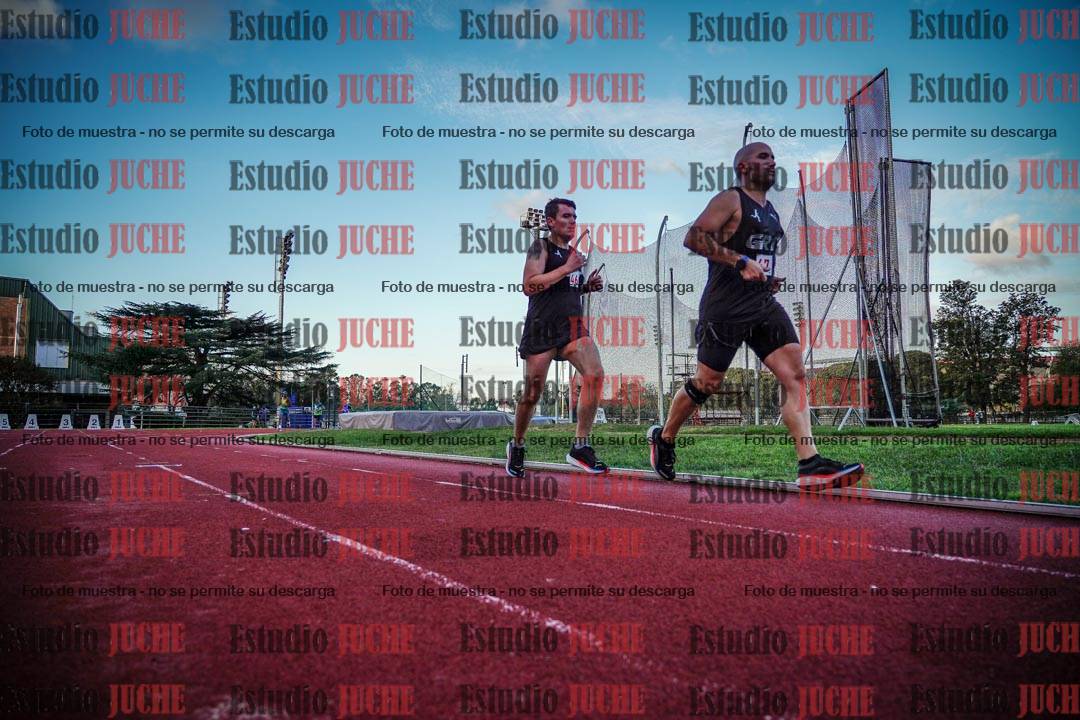 Fotos de los 3000 m llanos de varones